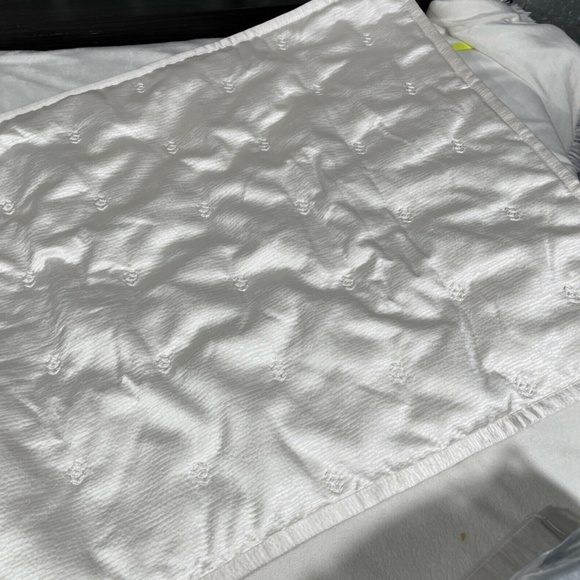 NEW [ 1 King ] Quilted Pillow Sham for Hudson Park‎ Nouveau White - Picture 7 of 12